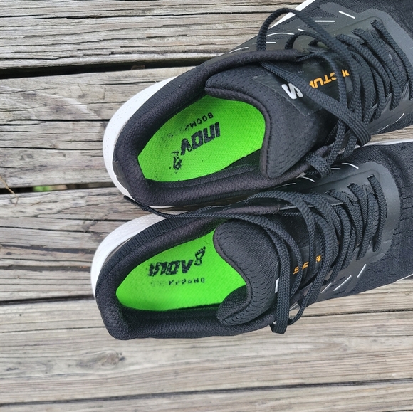 Road running shoes - Picture 4 of 4